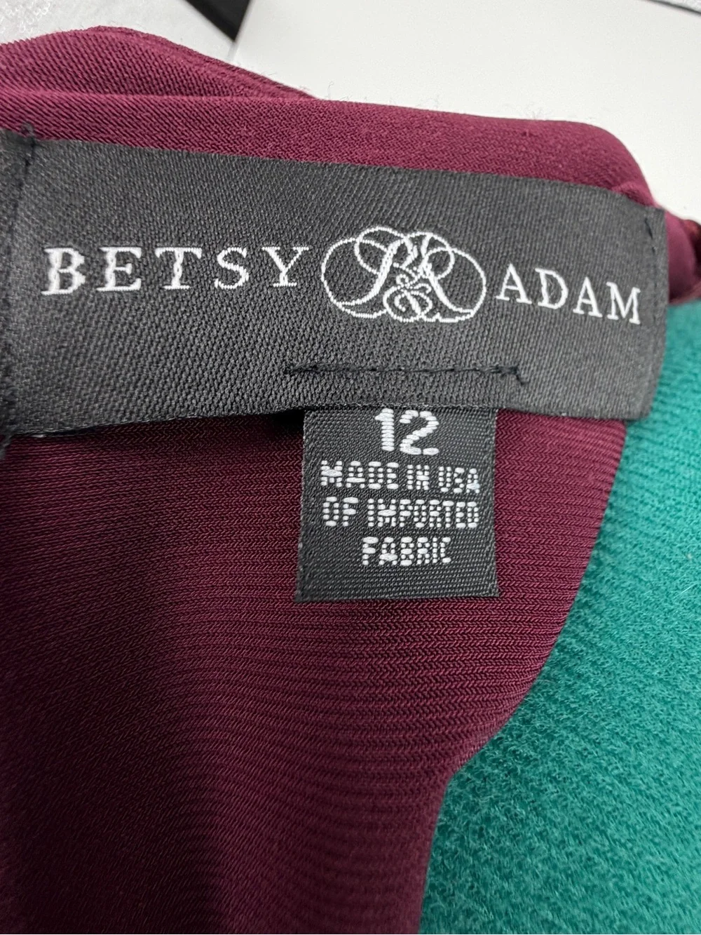 Betsy Adam Burgundy Ruched Sleeveless Gown Formal Evening Dress USA Size 12